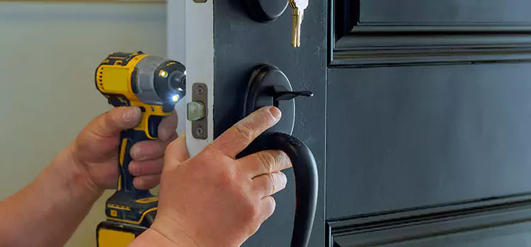 Locksmith Emergency Service Country Club Hills