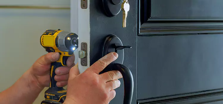 Commercial Door Lock Installation Country Club Hills